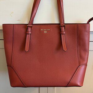 Michael Kors Aria Large Tote in Cinnamon/Terracotta Color